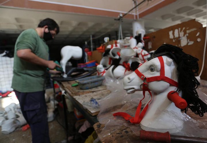 صناعة ألعاب الأطفال في مصنع بلاستيك بخانيونس جنوب قطاع غزة