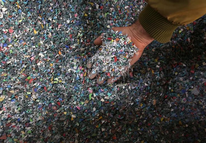 صناعة ألعاب الأطفال في مصنع بلاستيك بخانيونس جنوب قطاع غزة
