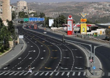 حكومة الاحتلال تصادق على  الأنظمة الكاملة للإغلاق الثالث