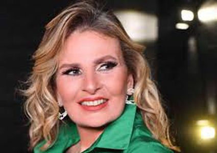 إصابة الفنانة المصرية يسرا بكورونا