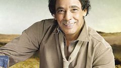 أول ظهور رسمي لمحمد منير بعد الخروج من المستشفى