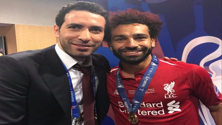 بالفيديو:  أبو تريكة يتعرض لهجوم بسبب محمد صلاح