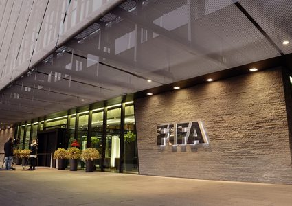 كورونا..يجبر "الفيفا" على تأجيل مونديالي تحت 17 و 20 عاما