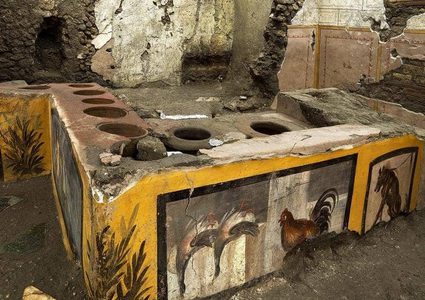 إيطاليا.. اكتشاف آثار لأقدم مطعم في المدينة البائدة