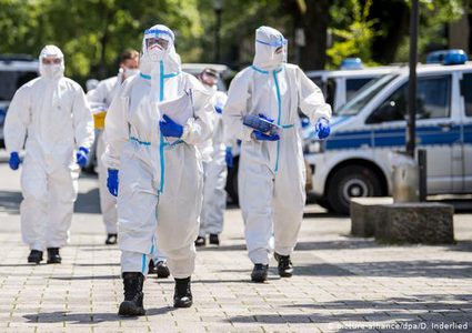 ألمانيا تسجل نحو 14 ألف إصابة جديدة بكورونا