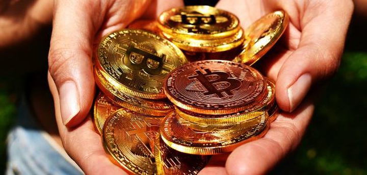 سعر عملة "البيتكوين" يرتفع إلى مستوى قياسي وتاريخي