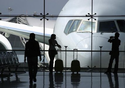 أين يتمركز فيروس كورونا في المطارات؟