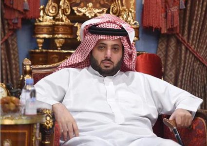 تركي آل الشيخ رئيسًا شرفيًّا من جديد لناد عربي