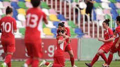 بالفيديو ..لاعبة تحصد جائزة "أفضل هدف" لعام 2020