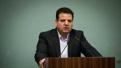 عودة: 400 ألف قطعة سلاح وصلت من جيش الاحتلال لفلسطيني الداخل