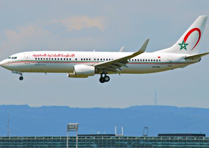 الطيران المغربي يباشر تسيير رحلات تطبيعية إلى "إسرائيل"