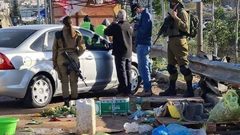 الاحتلال يهدم بسطات خضار في برطعة جنوب غرب جنين