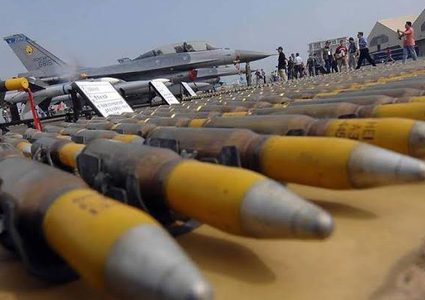 إدارة ترامب توافق على بيع أسلحة لمجموعة دول عربية