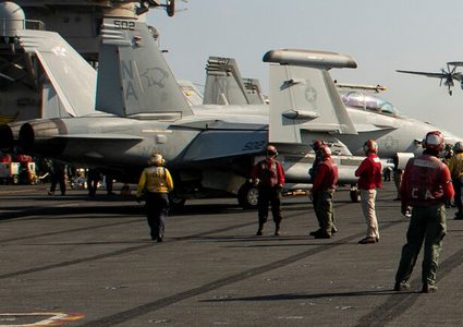 واشنطن تسحب حاملة طائرتها العاملة في الشرق الأوسط