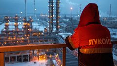 تراجع إنتاج روسيا السنوي من النفط لأول مرة منذ 2008