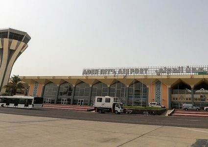 إعادة تشغيل مطار عدن الدولي
