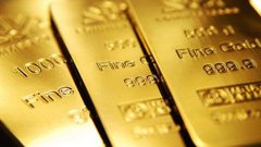 فيروس كورونا يهبط بمؤشر دمغ الذهب 42 بالمئة خلال العام الماضي