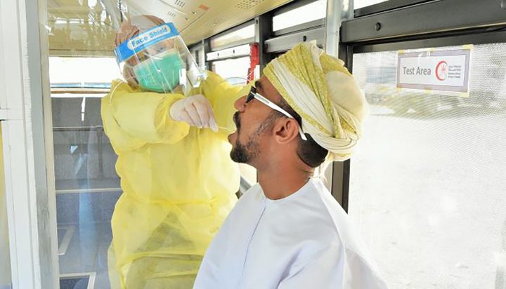 سلطنة عُمان تسجل أول إصابة بفيروس كورونا "المتحور"