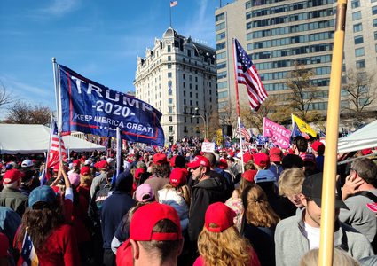 شرطة واشنطن تمنع حضور السلاح مع مناصري ترامب
