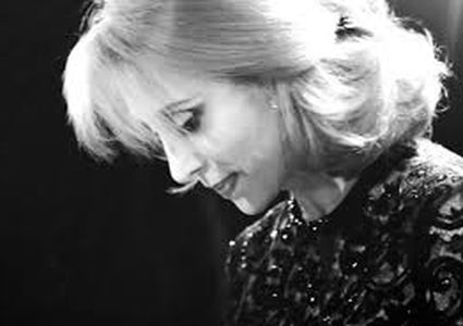 فيروز تودع رفيق دربها الياس الرحياني بفيديو مؤثر