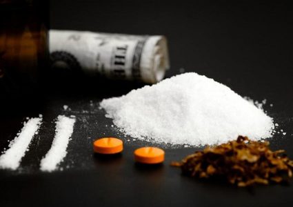 ألمانيا.. تاجر مخدرات يعرض الكوكايين على شرطي !