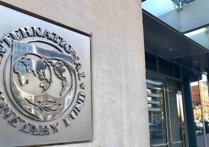 النقد الدولي: الاقتصاد العالمي يبدأ 2021 في وضع أقوى من المتوقع