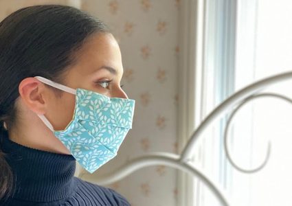 كيف تتحدث بوضوح خلال ارتداء الكمامة؟