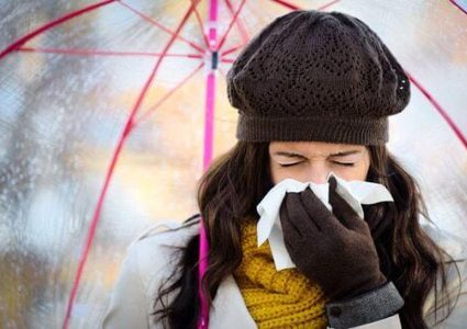 لماذا تنتشر الإنفلونزا ونزلات البرد في الشتاء؟