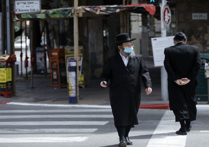 تحذيرات من تفشي طفرة كورونا في دولة الاحتلال