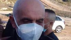 بعد 18 عاما.. الاحتلال يفرج عن الأسير الروائي والكاتب حسن فطافطة