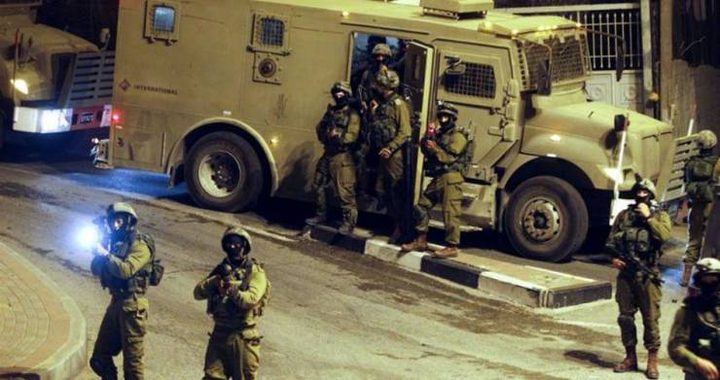الاحتلال يصيب شابا ويعتقل ثلاثة في مخيم الدهيشة جنوب بيت لحم