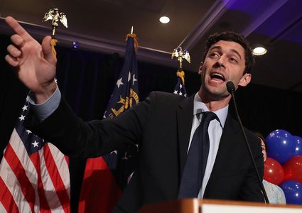 فوز المرشح الديمقراطي جون أسوف بمقعد مجلس الشيوخ عن ولاية جورجيا