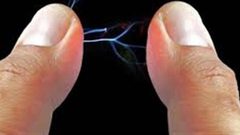 سنغافورة.. علماء يطورون مادة تحول عرق الجسم لكهرباء