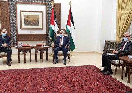 الرئيس يبحث مواعيد الانتخابات التشريعية والرئاسية مع حنا ناصر