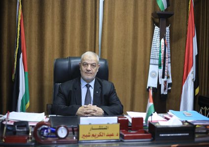 الموت يغيب علم من أعلام فلسطين وخبيرها في القانون الدولي