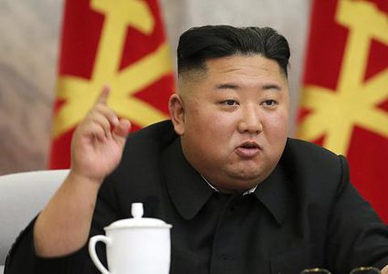 رئيس كوريا الشمالية يعلن إكمال تصنيع وتطوير غواصة نووية