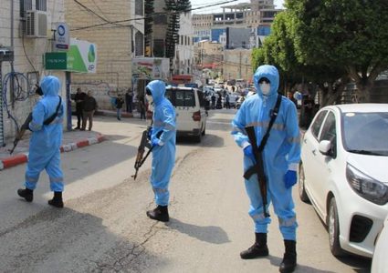 القبض على شخص فار من العدالة في نابلس