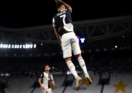 رونالدو يتصدر أفضل هدافي كرة القدم عبر التاريخ