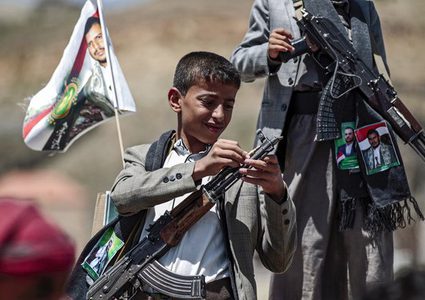 واشنطن تعتزم تصنيف الحوثيين منظمة "ارهابية"