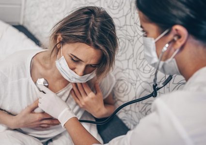 دراسة تكشف عن معاناة بعض مرضى "كوفيد-19" بعد 6 أشهر من الإصابة