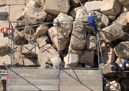 المفتي العام يحذر من خطورة الحفريات أسفل المسجد الأقصى المبارك