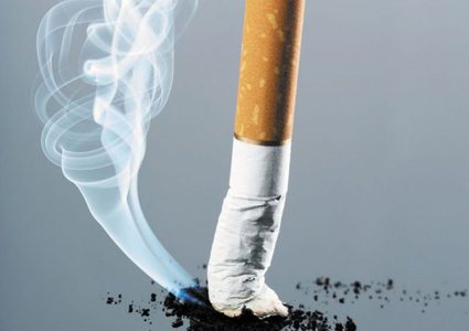 طبيب: التدخين عامل أساسي مسبب لأمراض السرطان