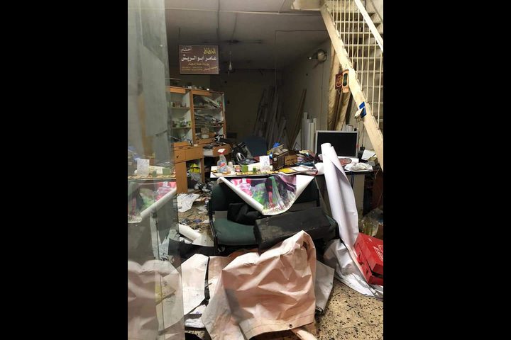 الاحتلال يقتحم مطبعة ويستولي على محتوياتها شرق القدس
