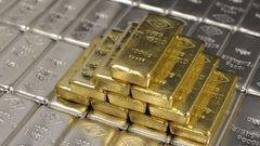 الذهب يصعد مع توقف ارتفاع الدولار