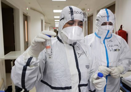 الأردن تسجل 25 إصابة من السلالة الجديدة لكورونا