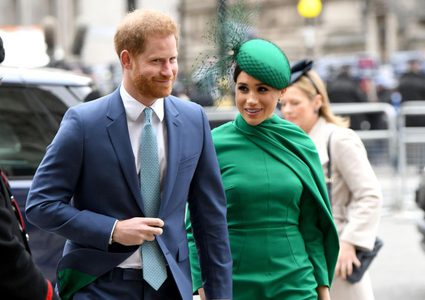 الأمير هاري "سعيد" رغم انفصاله عن العائلة المالكة