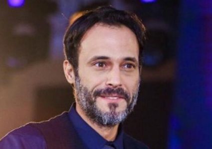 يوسف الشريف يحذّر من النّصب باسمه