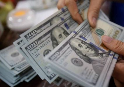 خسائر النفط تتزايد بسبب ارتفاع الدولار وانتشار كورونا