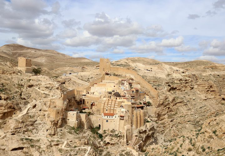 دير مارسابا المطل على وادي قدرون جنوب بيت لحم