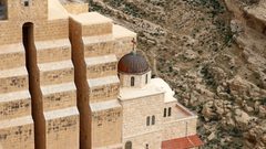 دير مارسابا المطل على وادي قدرون جنوب بيت لحم